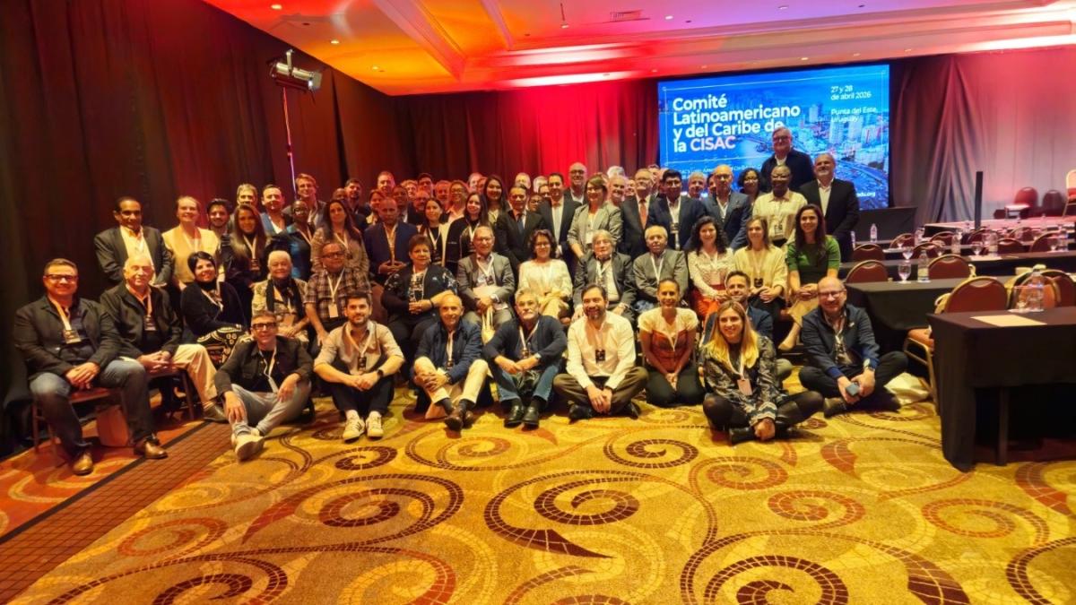 LATAM Committee Punte del Este_Group photo